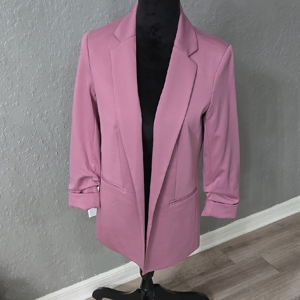 Vibrant Pink Blazer with Notched Lapels and Relaxed Fit